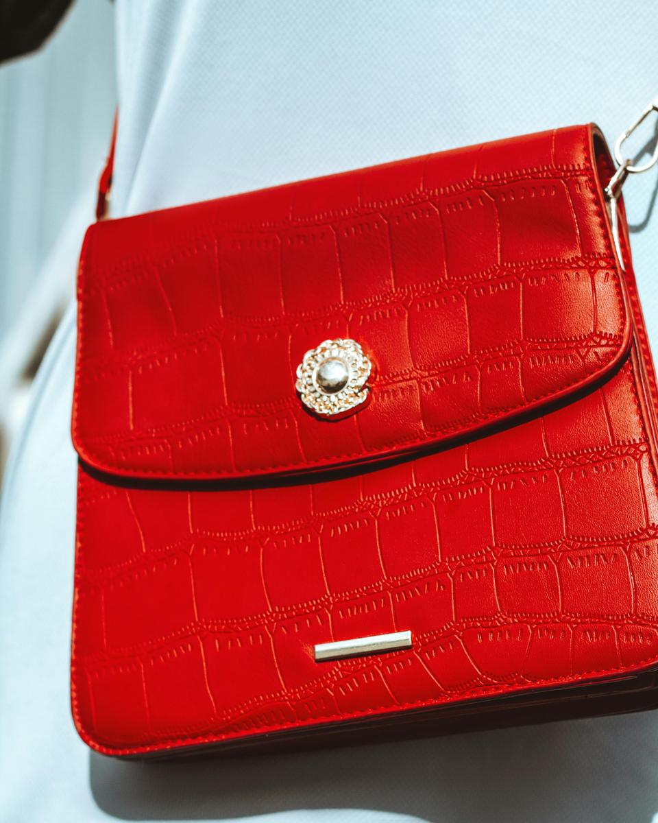 Leather handbag